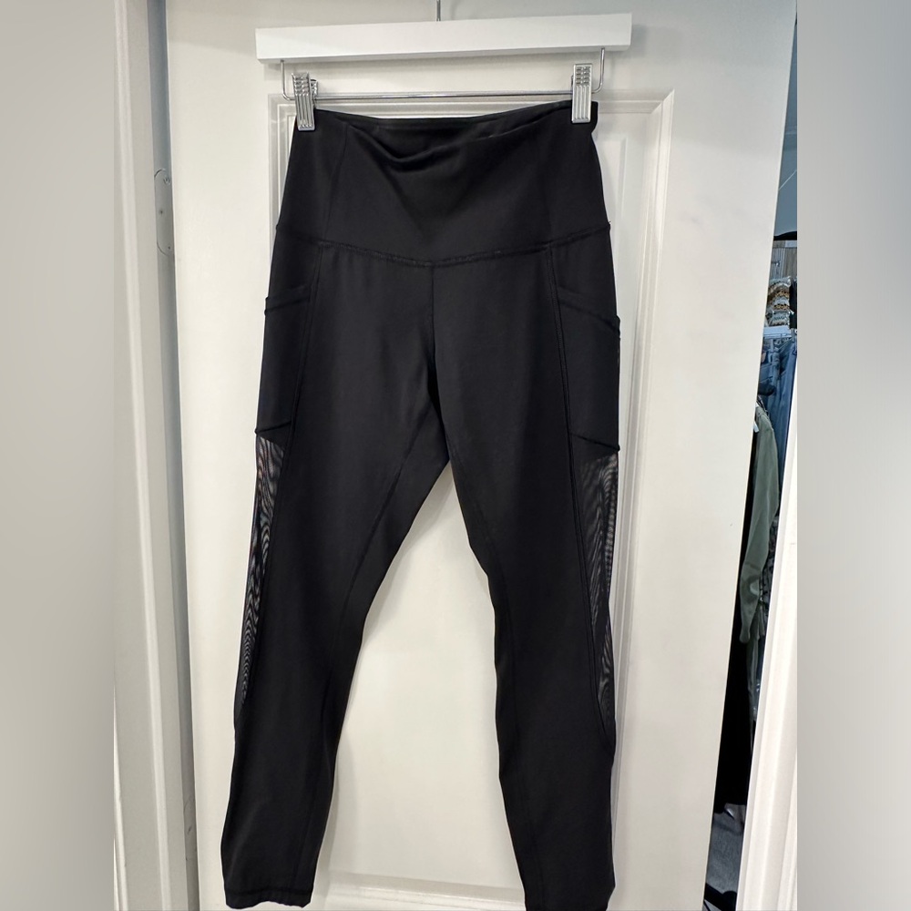 Lululemon Mesh Crops with Pockets
